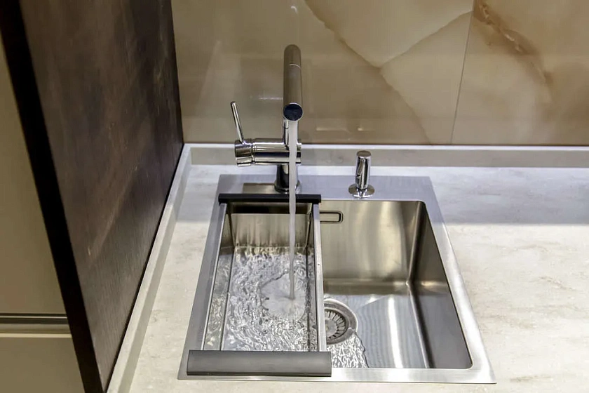 Кухонная мойка Omoikiri Akisame 4973056, нержавеющая сталь