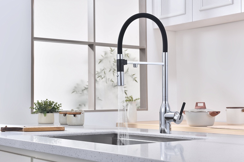 Кухонный смеситель с подключением фильтра Paulmark MAGNETO ONE Ma213188-AN, антрацит 401