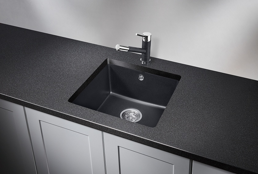 Кухонная мойка Granula 4451, шварц